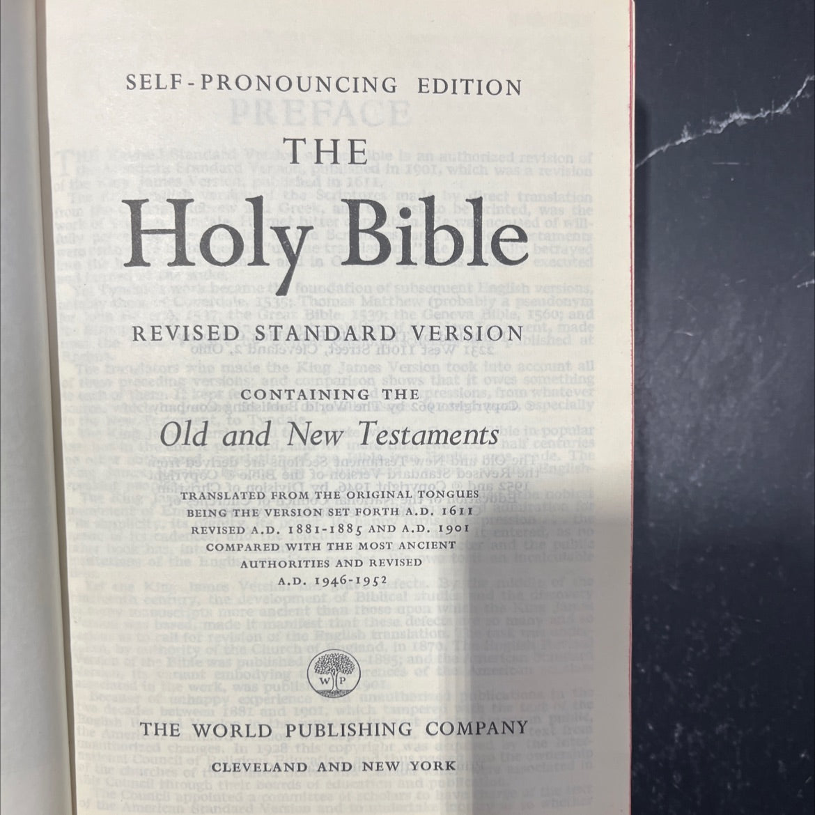 holy bible book, by unknown, 1962 Leather image 2