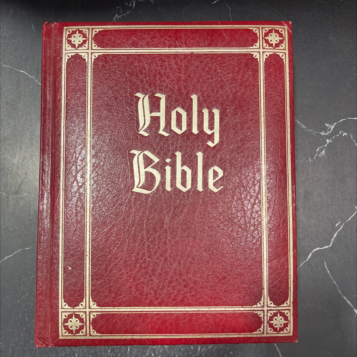 holy bible book, by unknown, 1965 Leather image 1