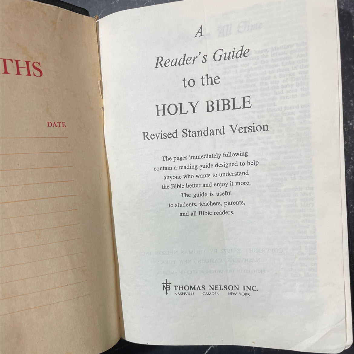 holy bible book, by unknown, 1972 Leather image 2