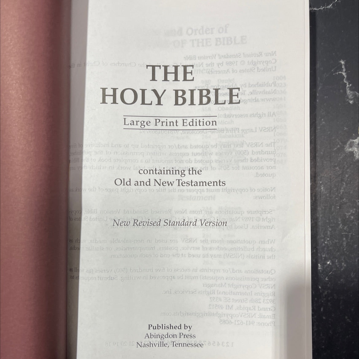 holy bible book, by unknown, 1998 Leather image 2