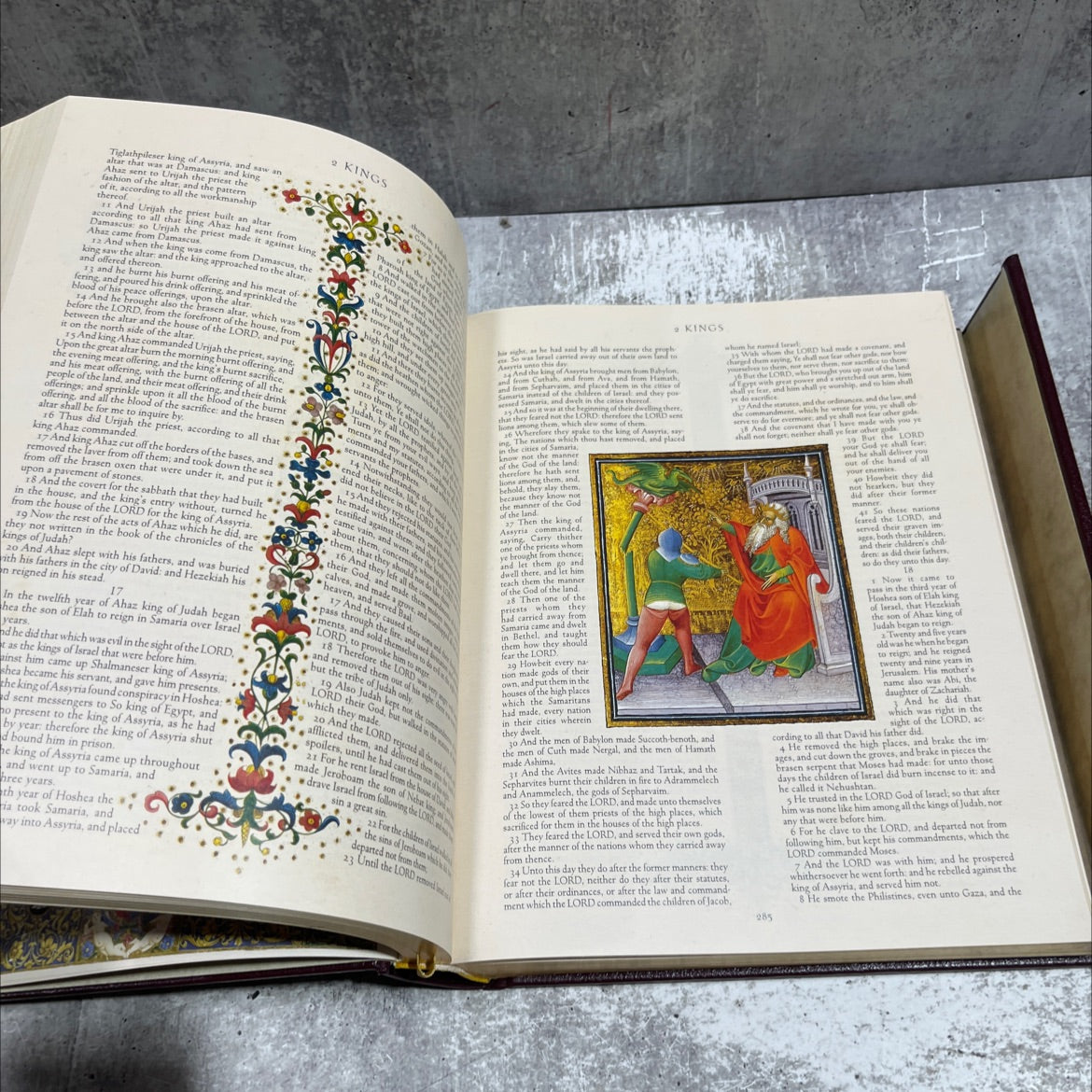 holy bible book, by unknown, 2000 Leather image 4