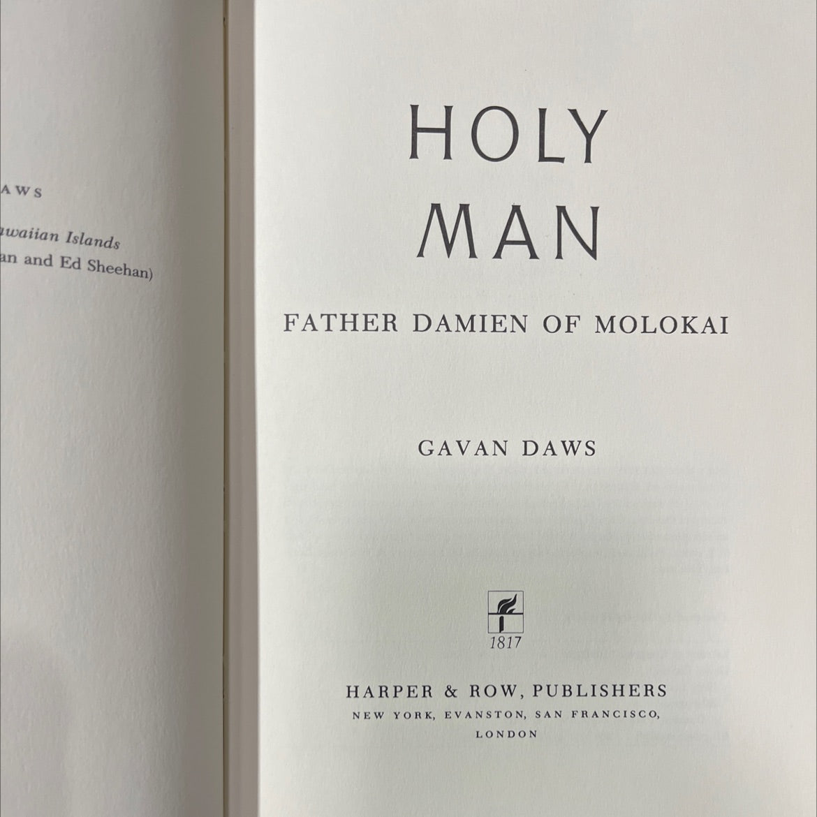 holy man: father damien of molokai book, by gavan daws, 1973 Hardcover image 2
