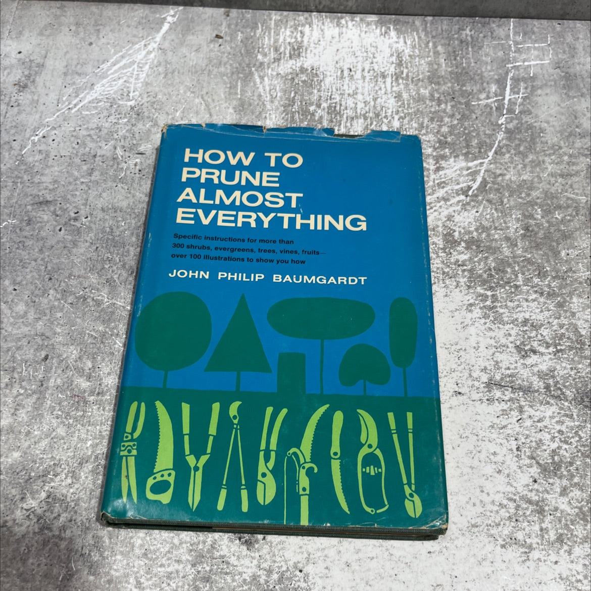 how to prune almost everything book, by john philip baumgardt, 1968 Hardcover image 1