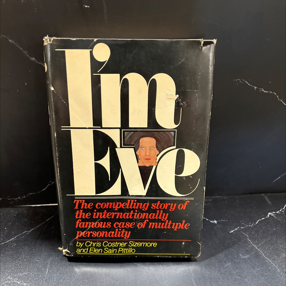 i'm eve book, by Chris Costner Sizemore, 1977 Hardcover, First Edition, Vintage image 1