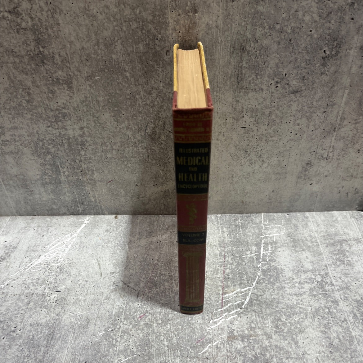 illustrated medical and health encyclopedia book, by morris fishbein, m.d., 1958 Hardcover image 4