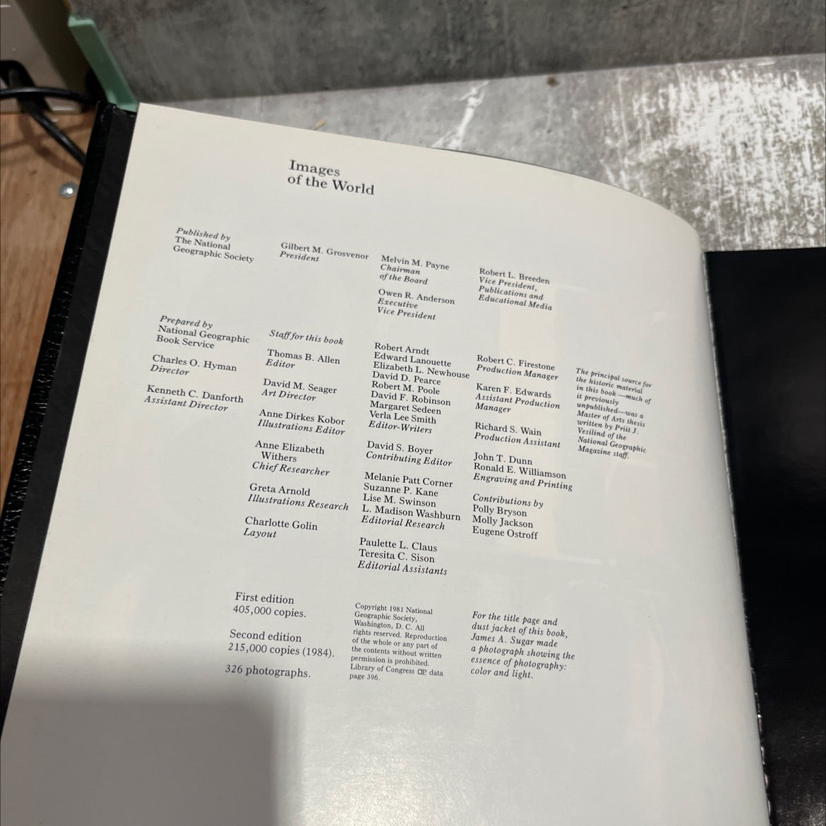 images of the world book, by unknown, 1981 Hardcover image 3