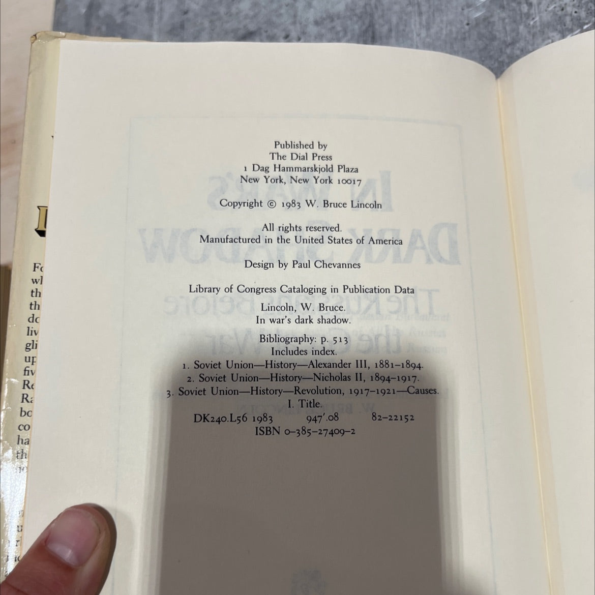 in war's dark shadow book, by w. bruce lincoln, 1983 Hardcover image 3
