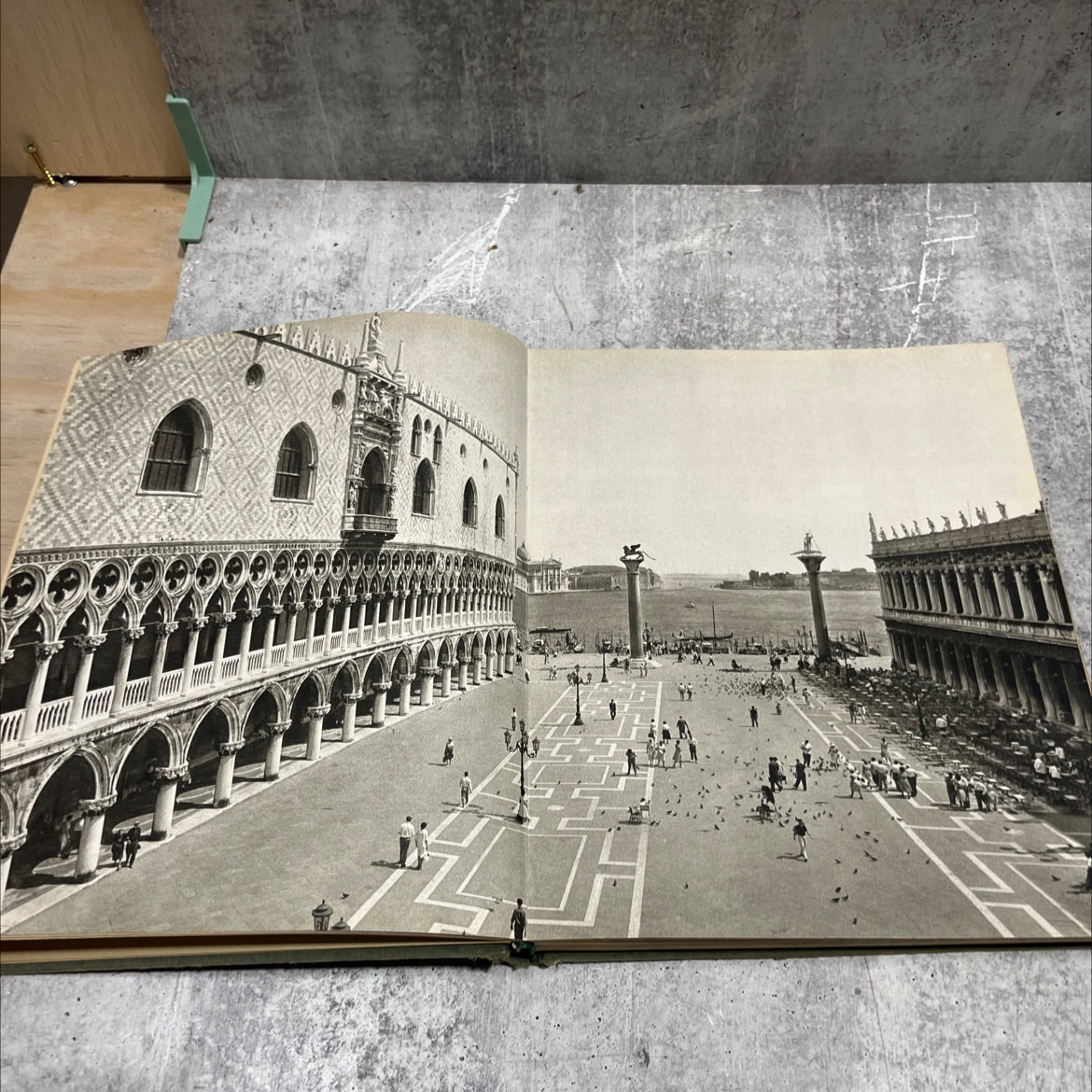 invitation to venice book, by michelangelo muraro, 1963 Hardcover image 4