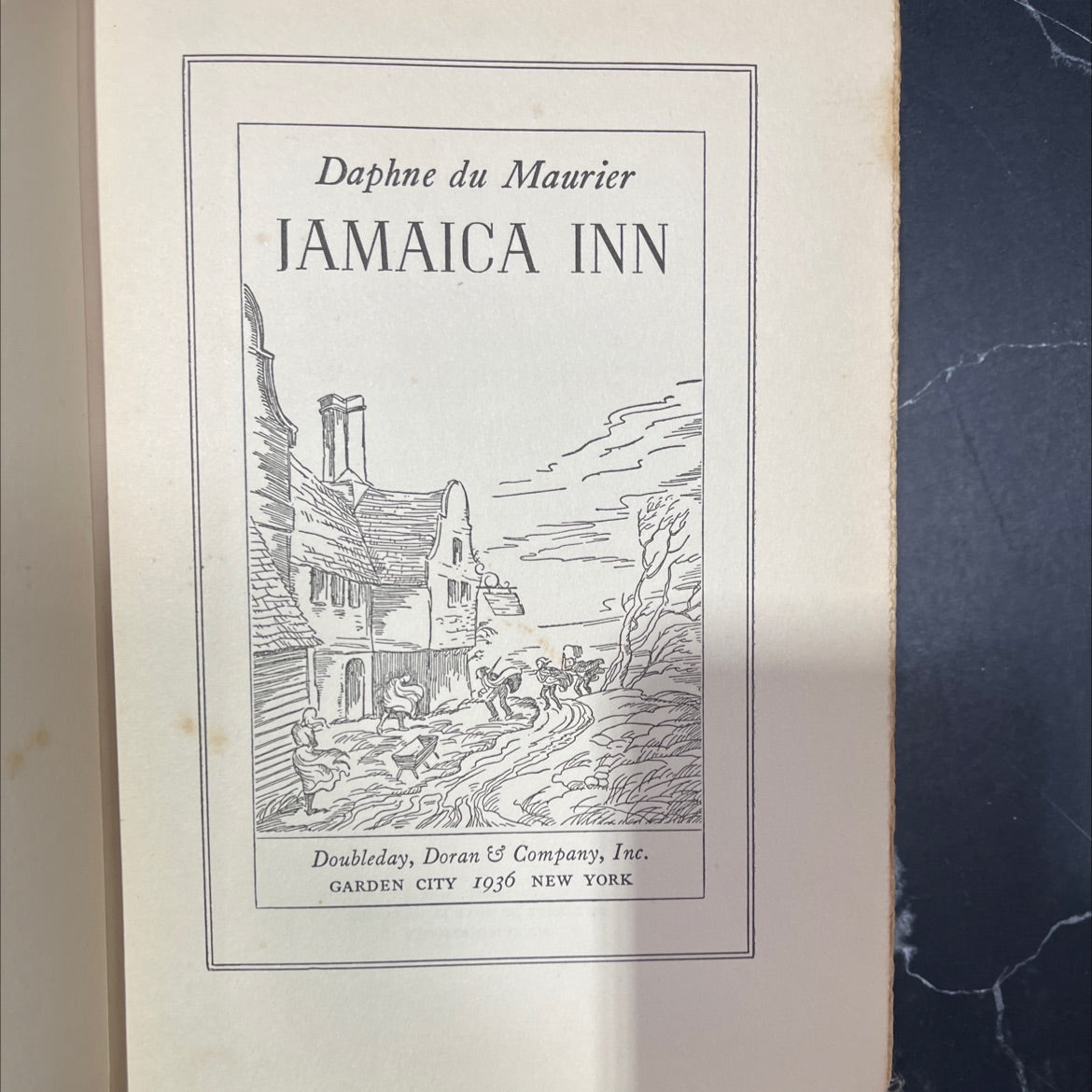 jamaica inn book, by daphne du maurier, 1936 Hardcover, First Edition, Antique image 2
