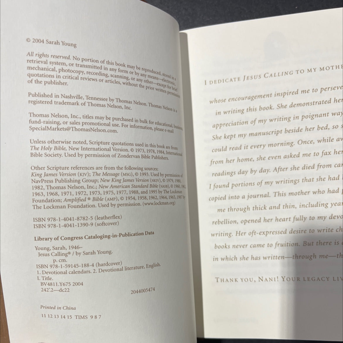 jesus calling book, by sarah young, 2004 Leather image 3