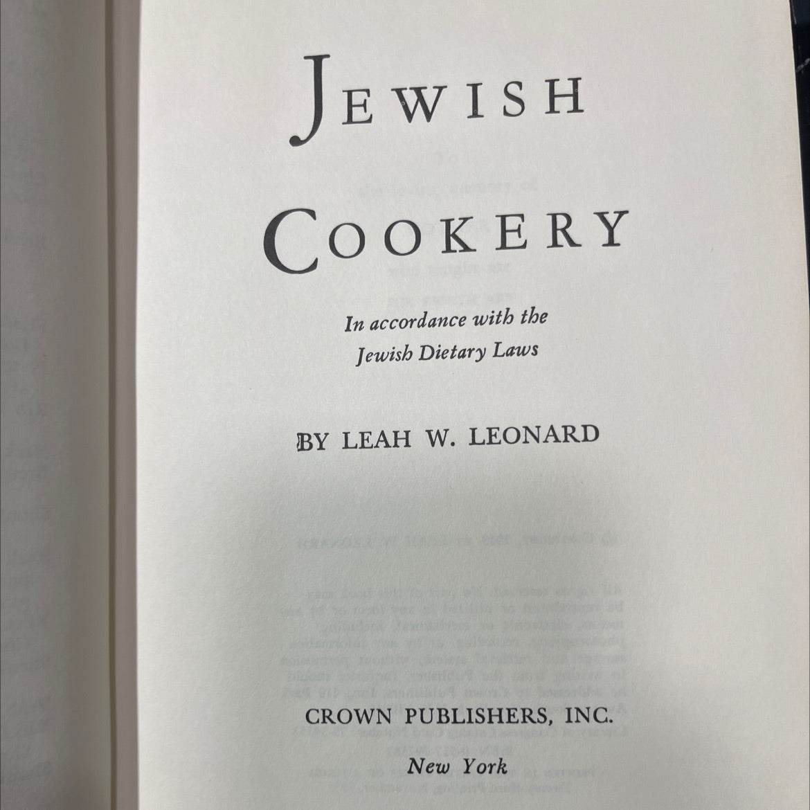 jewish cookery in accordance with the jewish dietary laws book, by leah w. leonard, 1975 Hardcover image 2