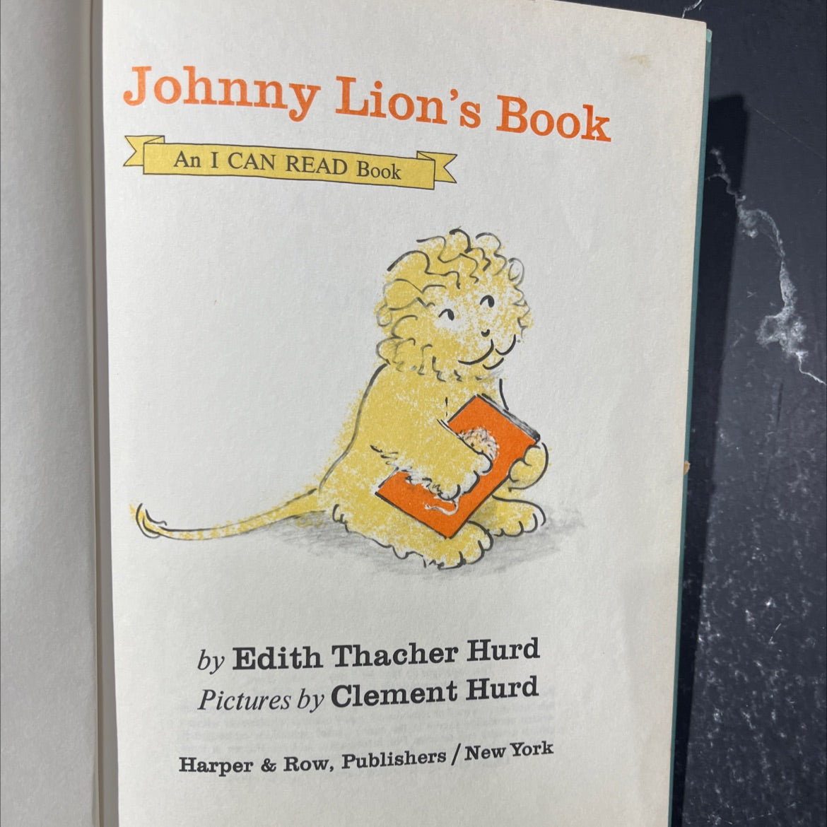 johnny lion's book book, by Edith Thacher Hurd, 1965 Hardcover image 2