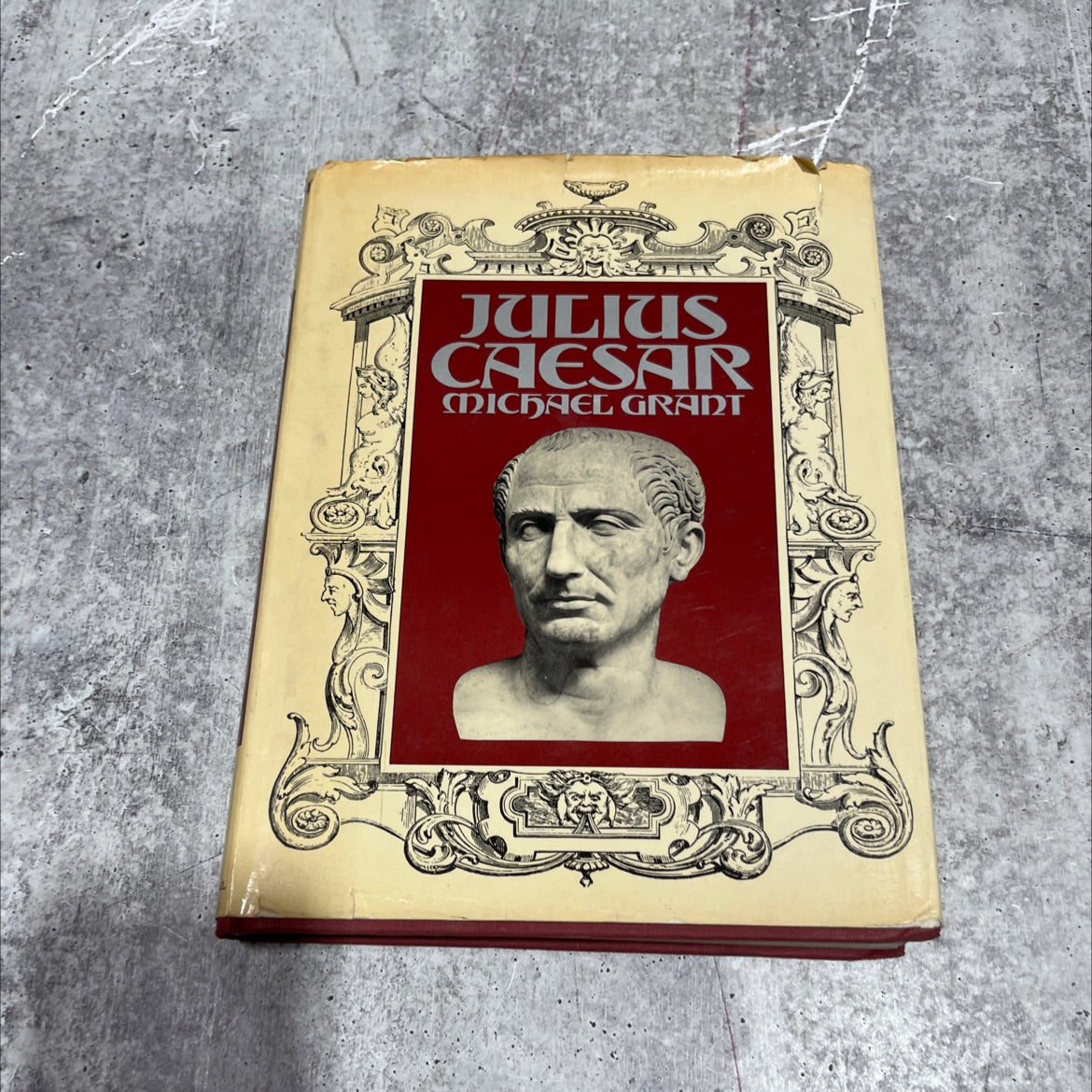 julius caesar book, by michael grant, 1969 Hardcover image 1