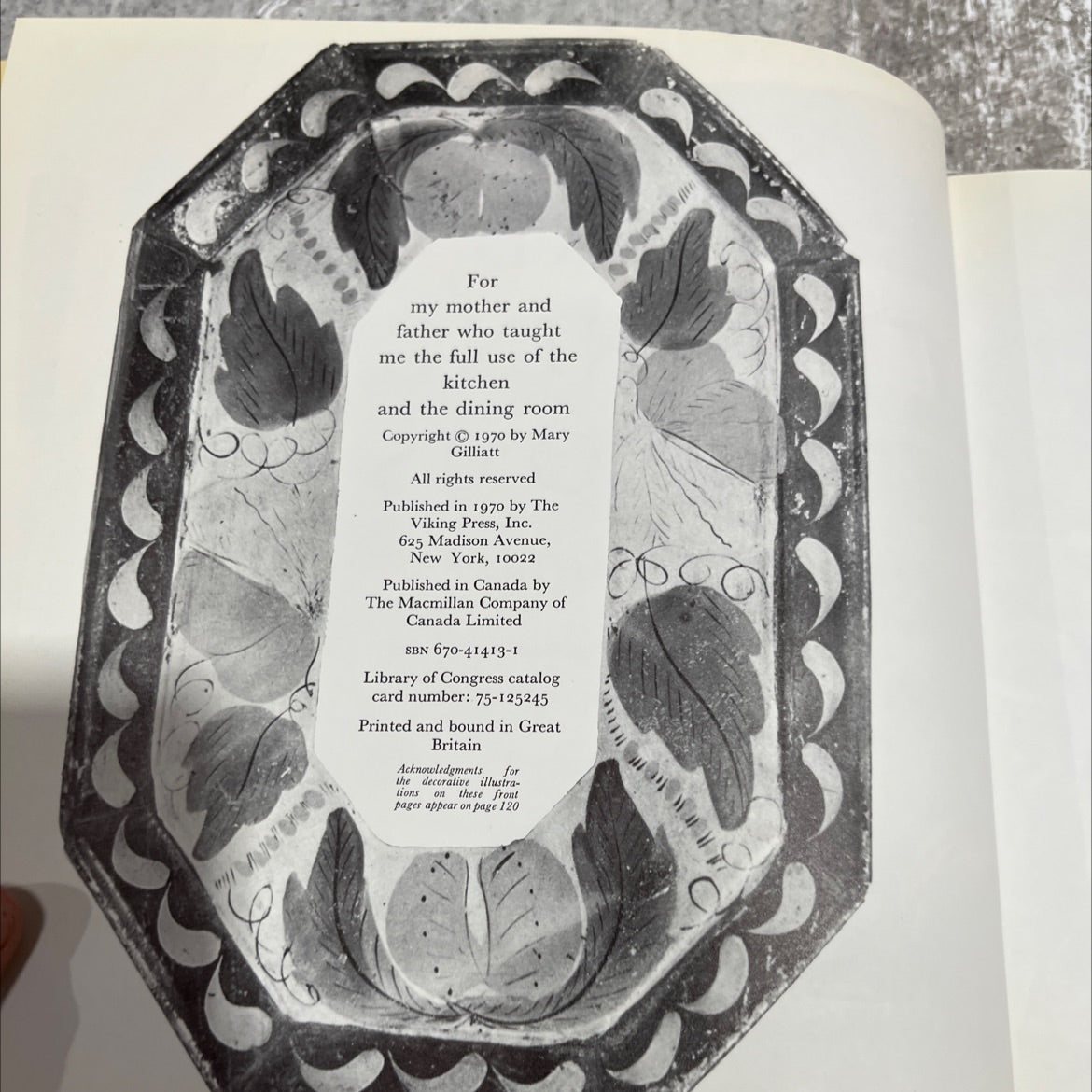 kitchens and dining rooms book, by Mary Gilliatt, 1970 Hardcover image 3