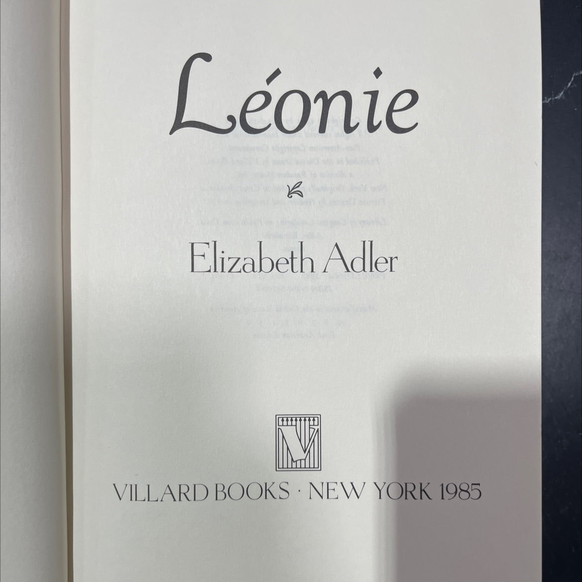 léonie book, by elizabeth adler, 1985 Hardcover image 2