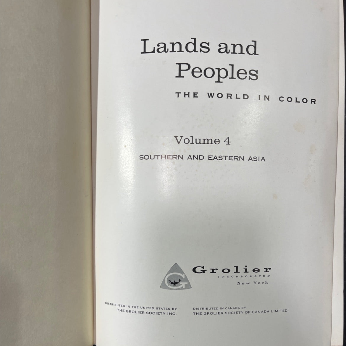 lands and peoples the world in color volume 4 southern and eastern asia book, by unknown, 1964 Hardcover image 2