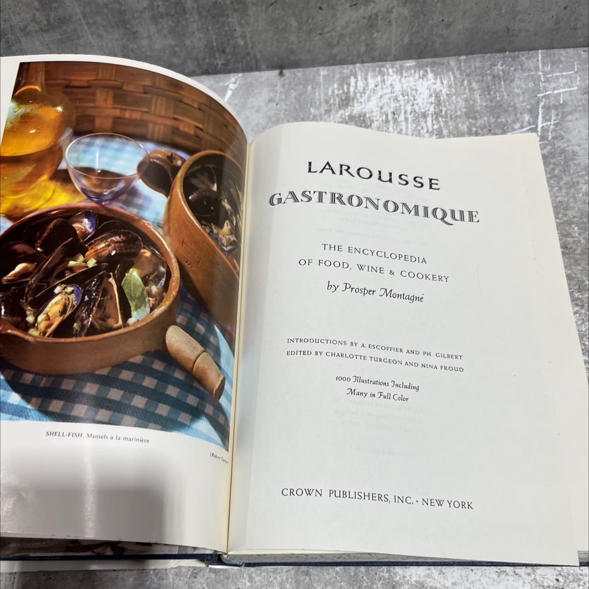 larousse gastronomique book, by prosper montagné, 1966 Hardcover image 2