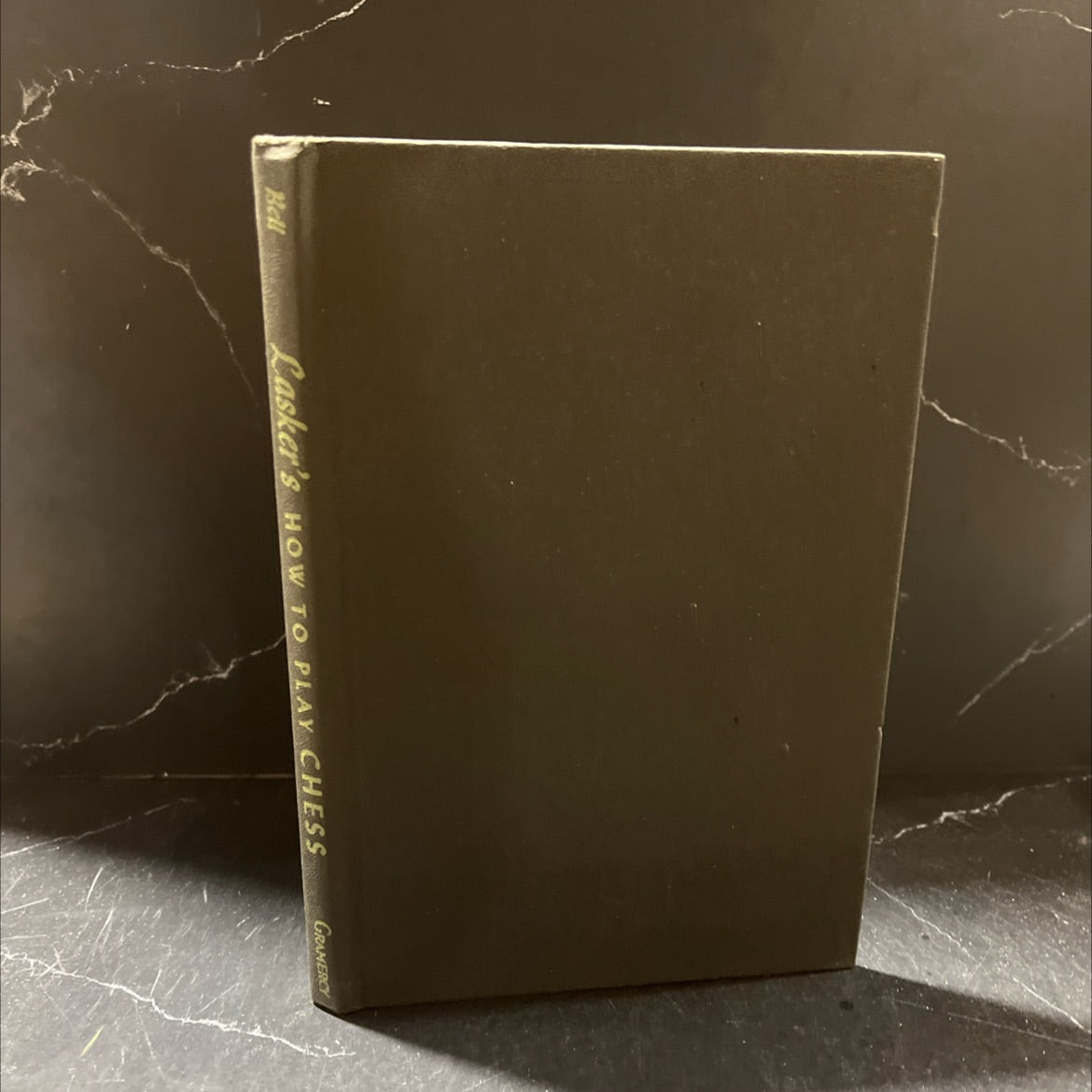 lasker's how to play chess an elementary text book for beginners book, by emanuel lasker, 1970 Hardcover image 1