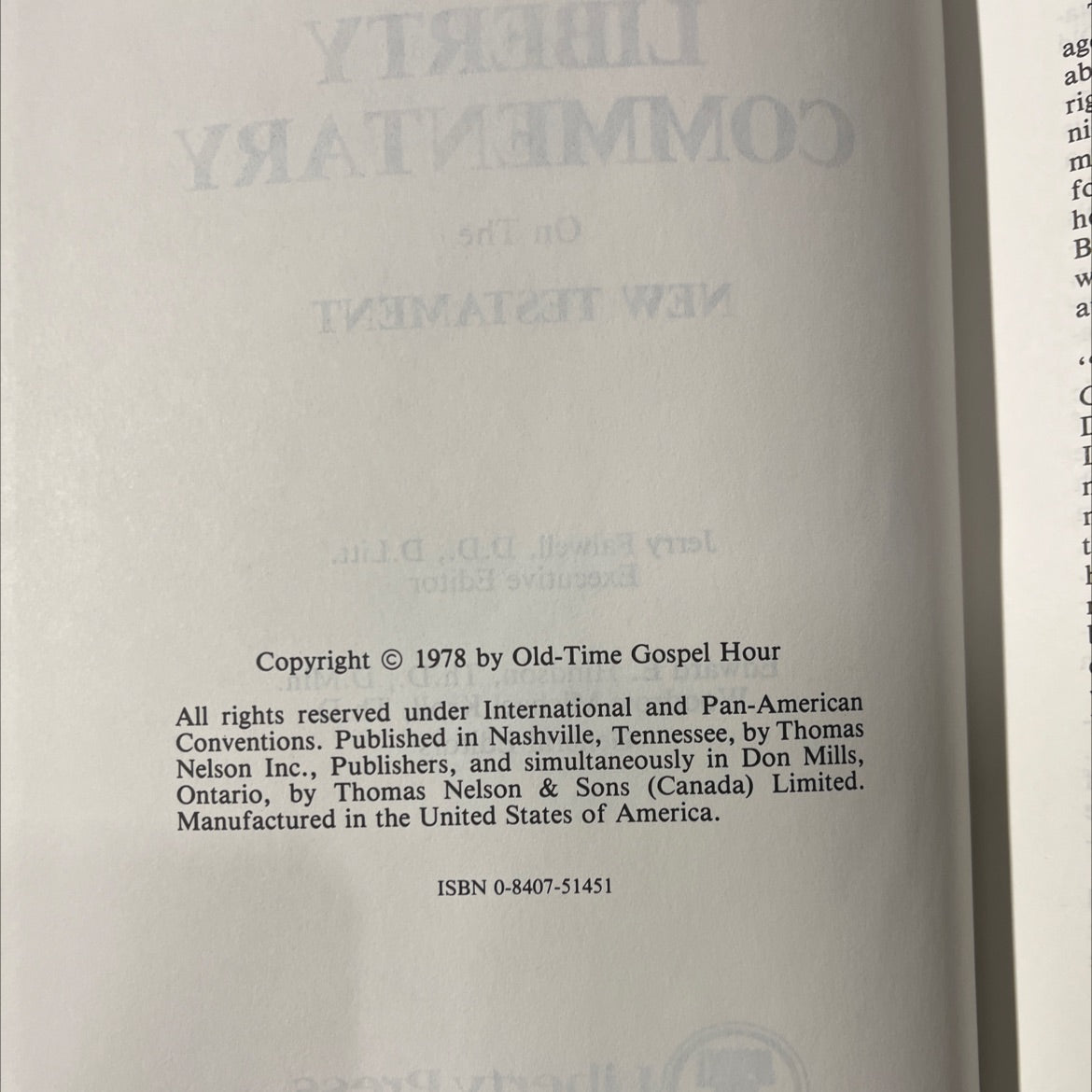 liberty commentary on the new testament book, by Jerry Falwell, D.D., D.Litt., 1978 Hardcover image 3