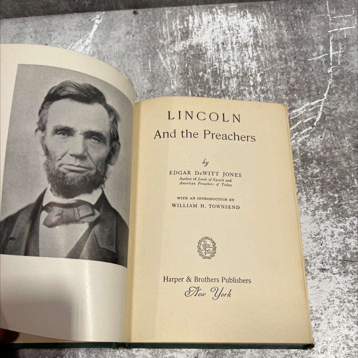 SIGNED lincoln and the preachers book, by edgar dewitt jones, 1948 Hardcover, First Edition, Vintage image 2