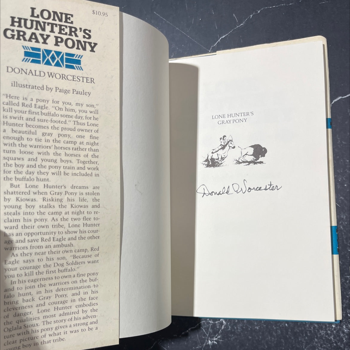 SIGNED lone hunter's gray pony book, by Donald Worcester, 1985 Hardcover, Vintage image 4