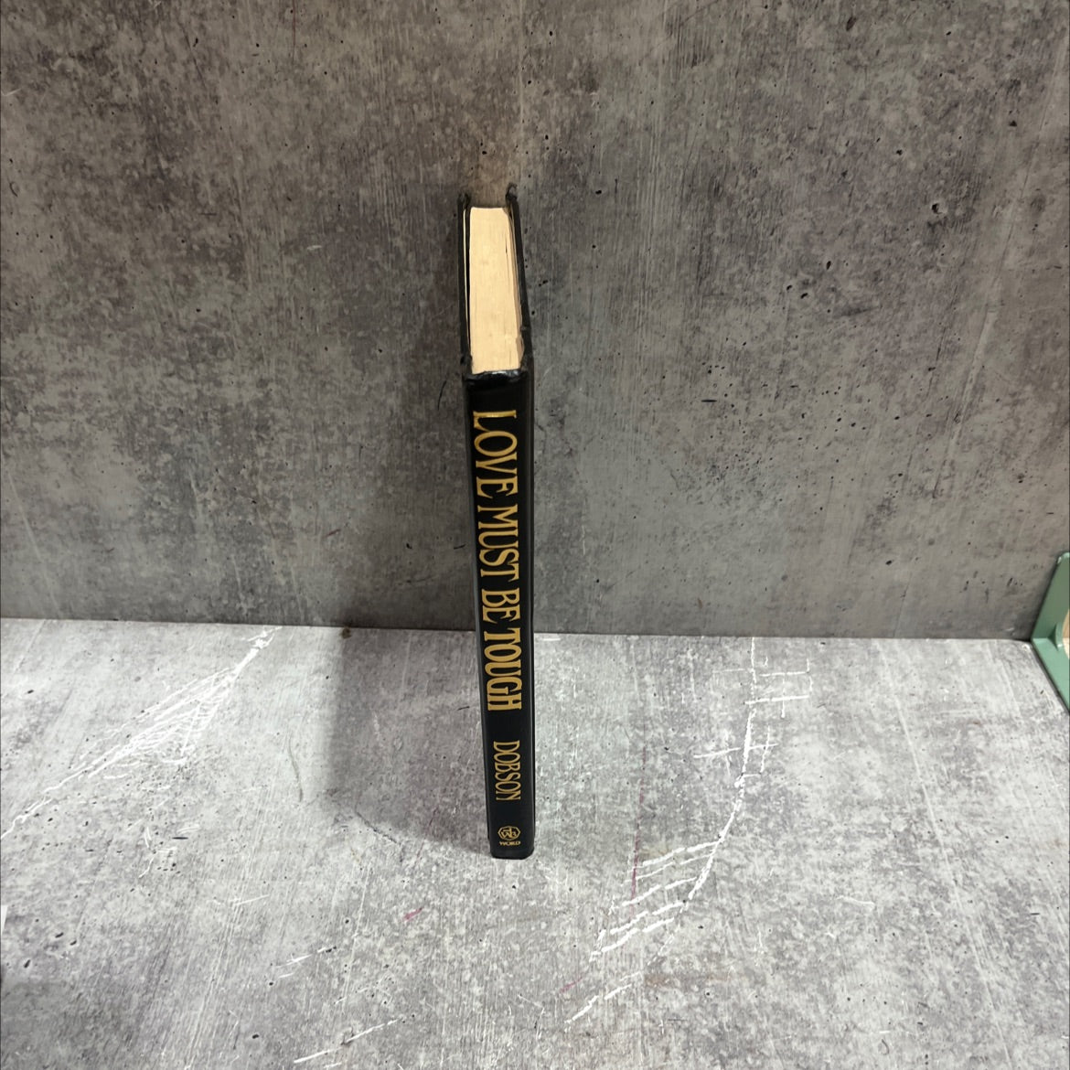 love must be tough book, by dr. james c. dobson, 1983 Hardcover image 4