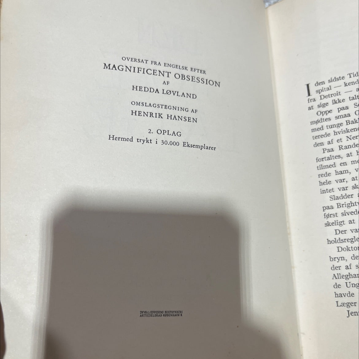 magnificent obsession book, by lloyd c. douglas, 1947 Leather image 3