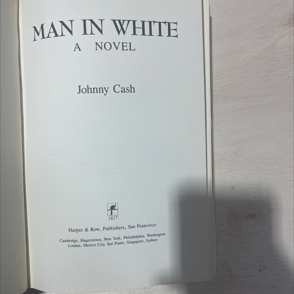 man in white book, by Johnny Cash, 1986 Hardcover, First Edition, Vintage image 2