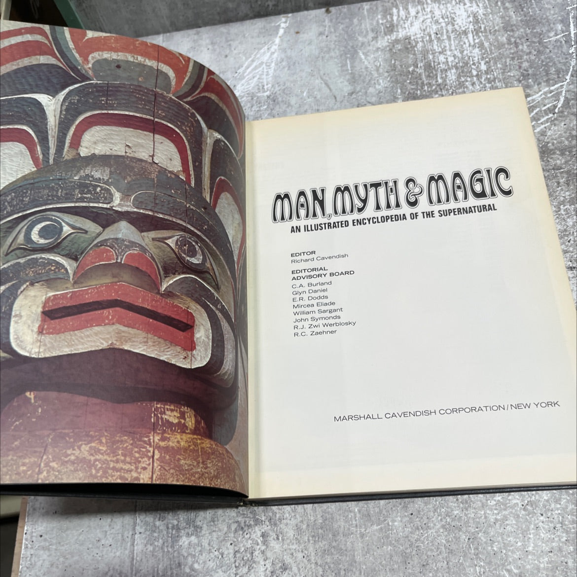 man myth & magic an illustrated encyclopedia of the supernatural book, by Richard Cavendish, 1970 Hardcover image 2