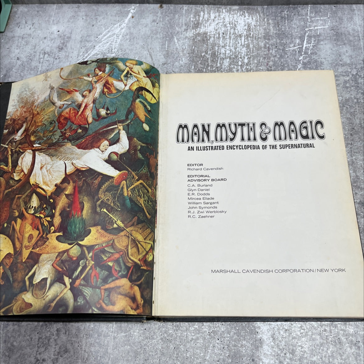 man myth & magic an illustrated encyclopedia of the supernatural book, by Richard Cavendish, 1970 Hardcover image 2