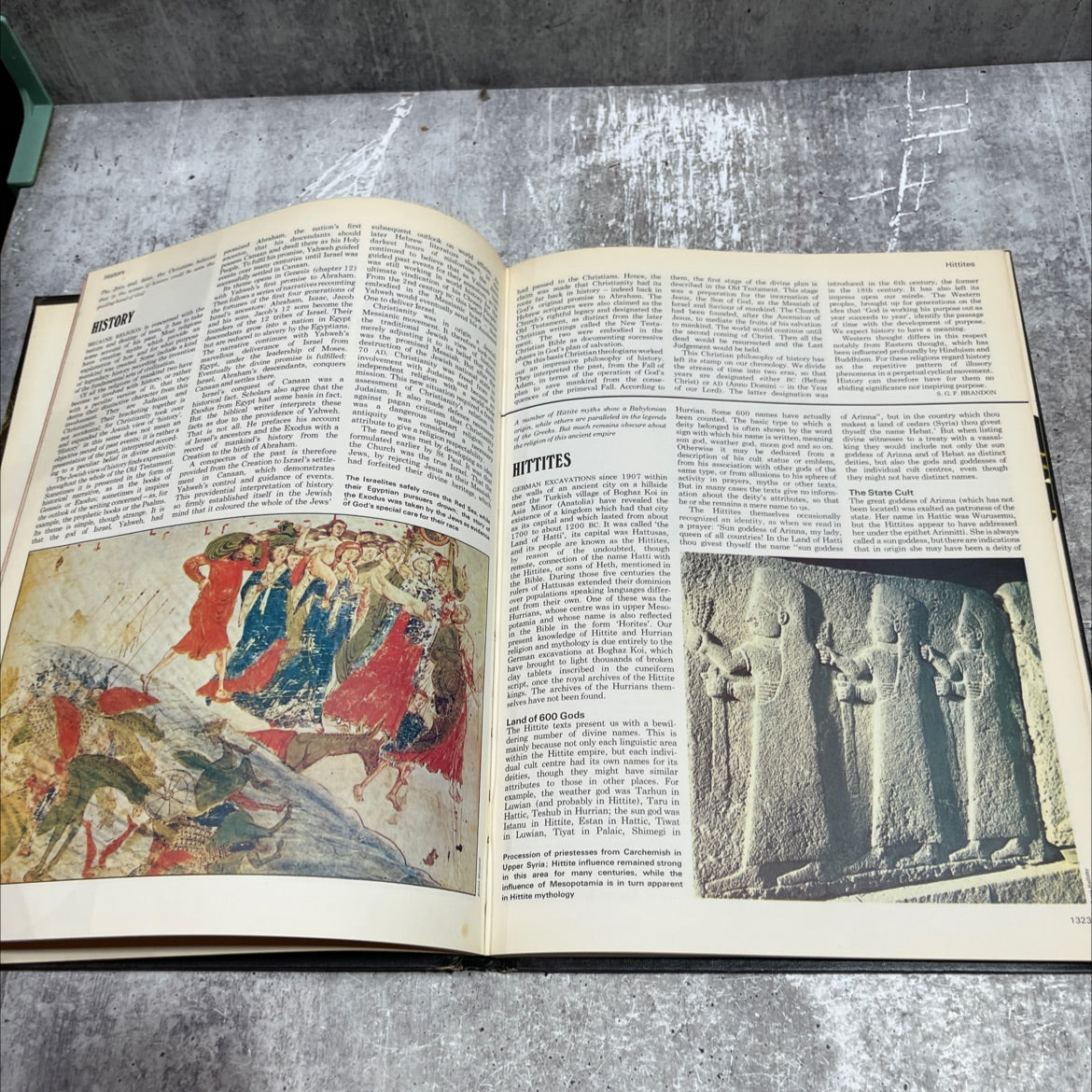 man myth & magic an illustrated encyclopedia of the supernatural book, by Richard Cavendish, 1970 Hardcover image 4