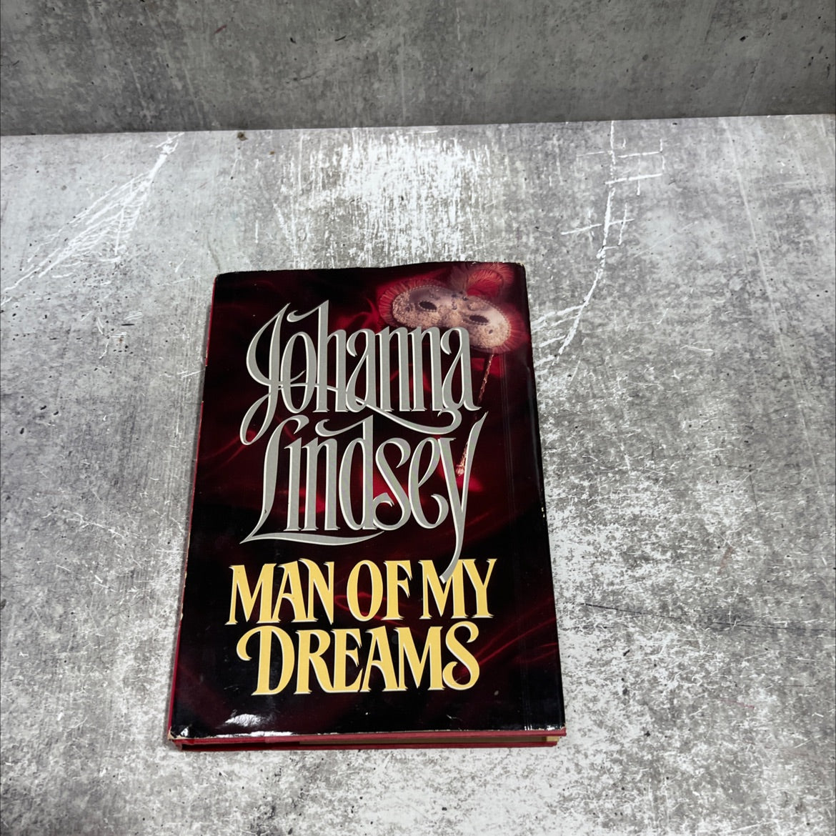 man of my dreams book, by johanna lindsey, 2008 Hardcover image 1