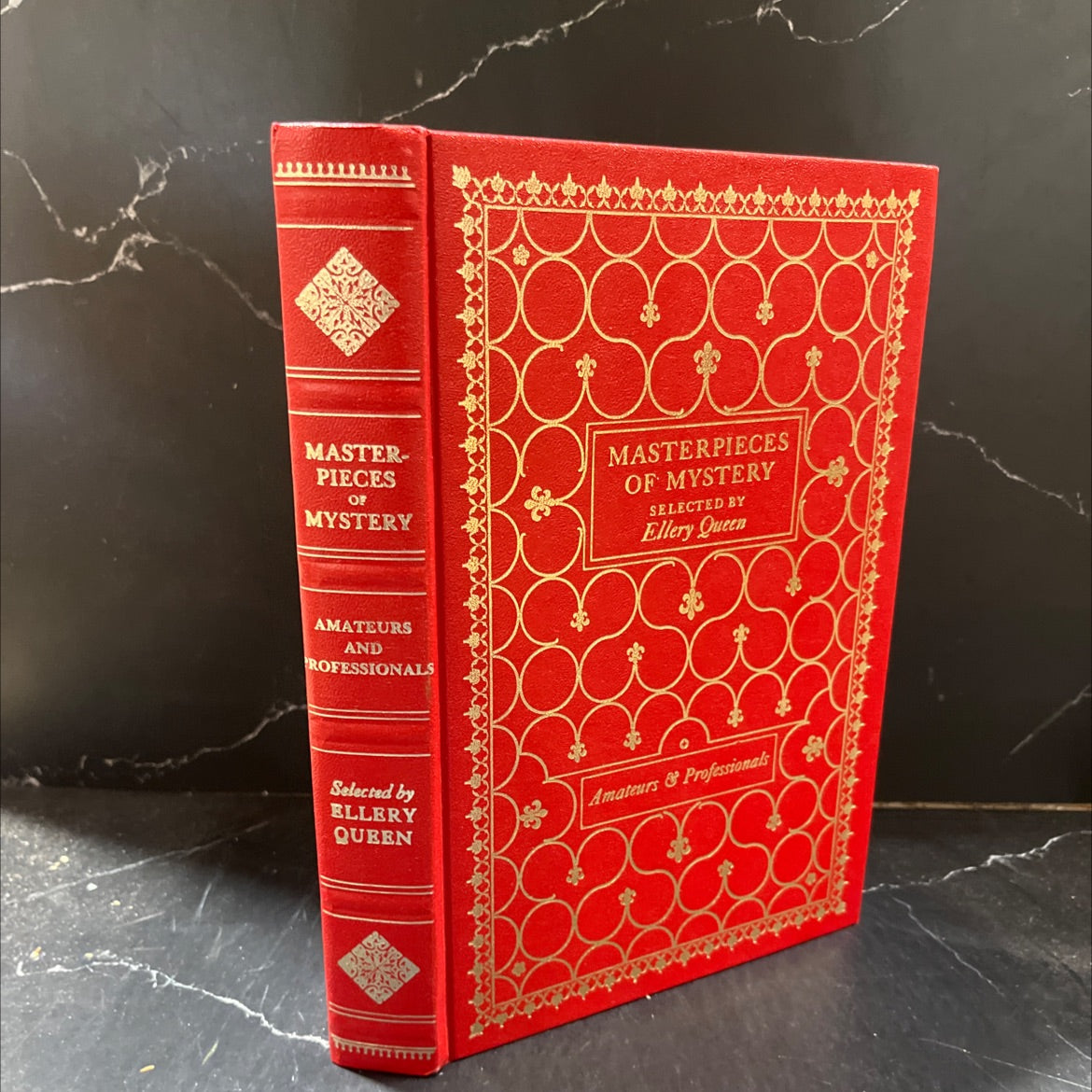 masterpieces of mystery amateurs and professionals selected by ellery queen book, by ellery queen, 1971 Hardcover image 1