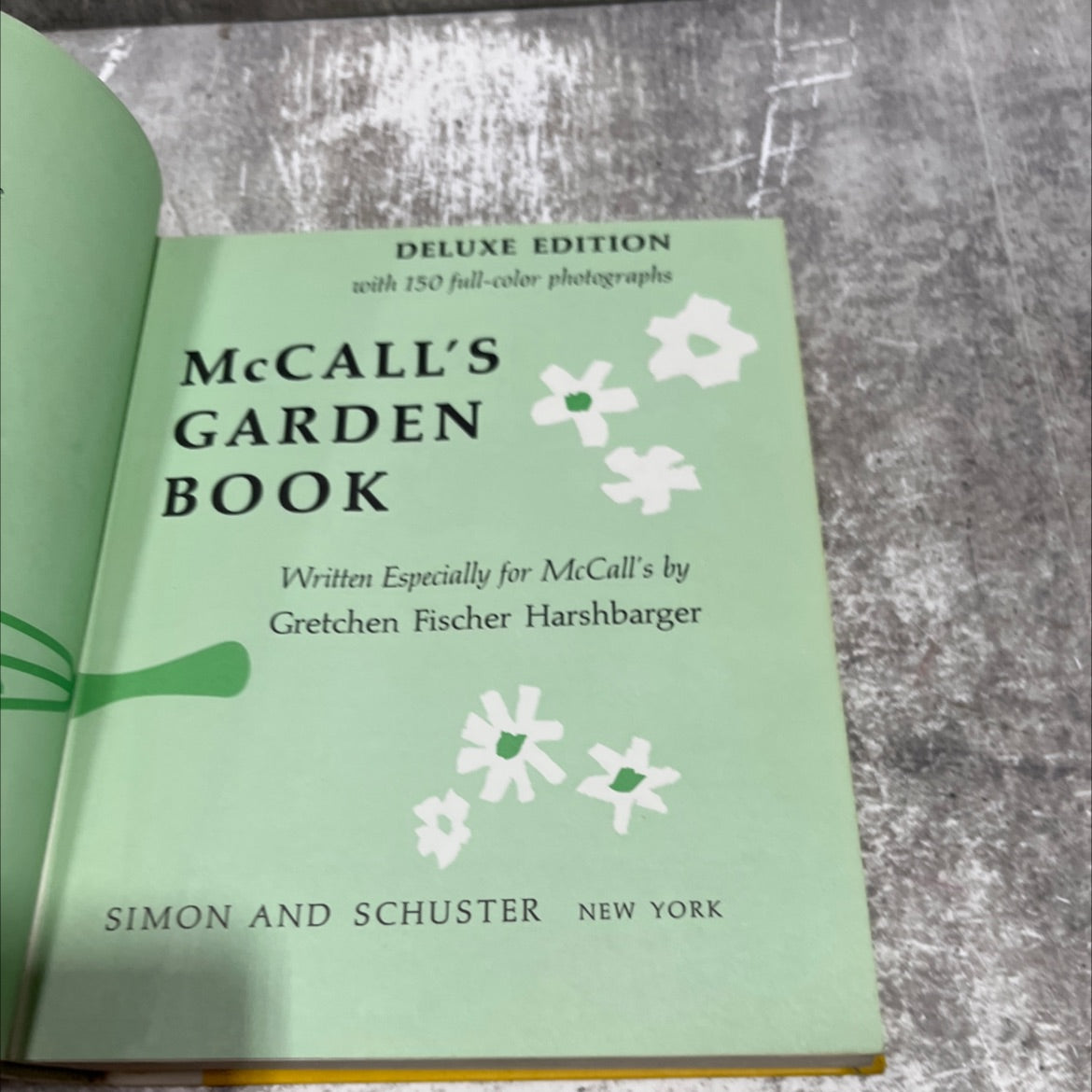 mccall's garden book book, by gretchen fischer harshbarger, 1968 Hardcover image 2