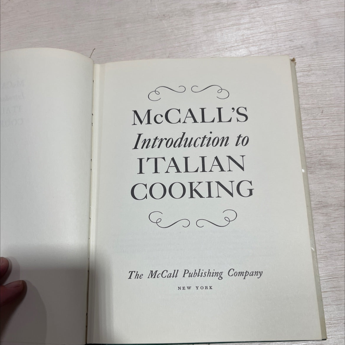 mccall's introduction to italian cooking book, by unknown, 1971 Hardcover image 2
