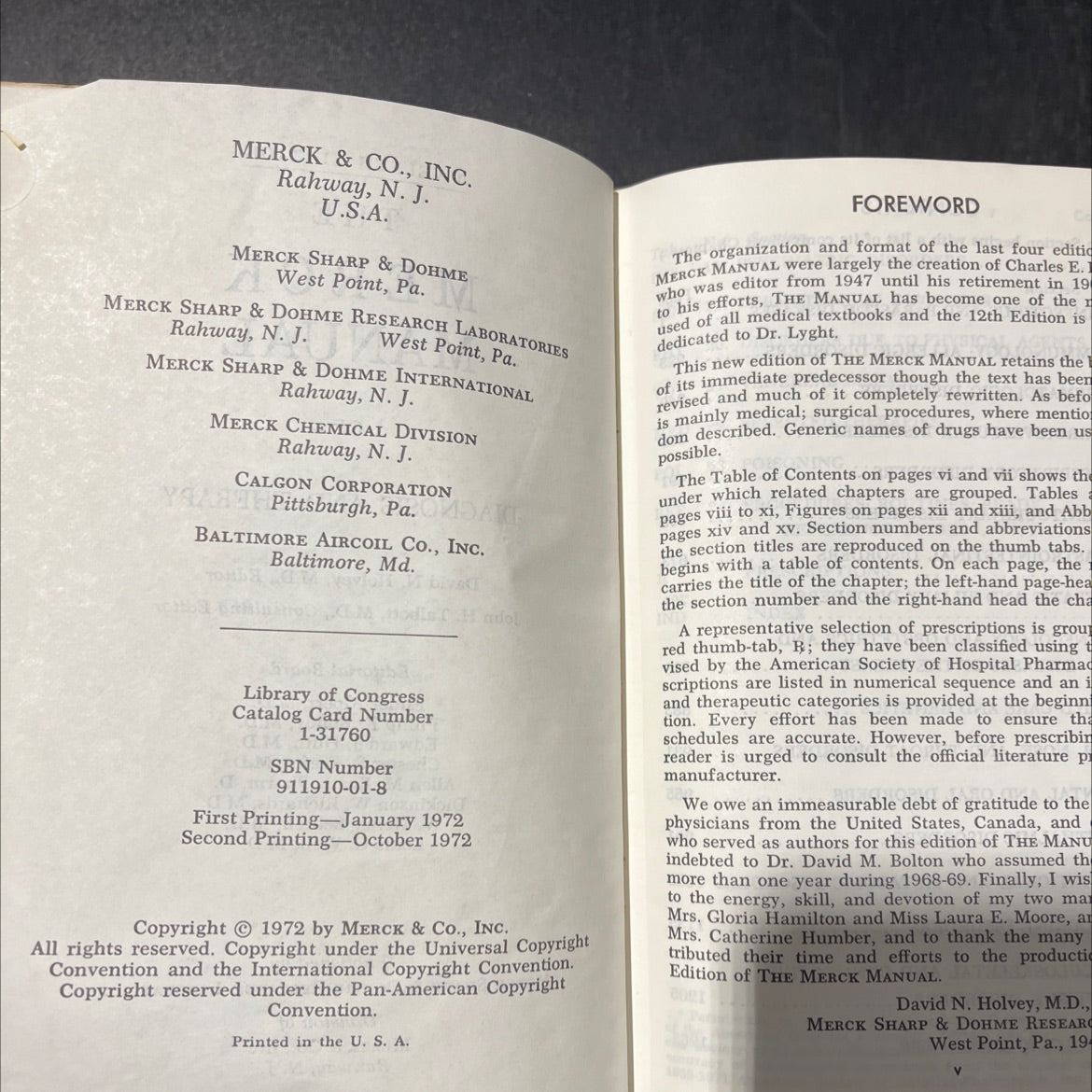merck manual book, by David N. Holvey, M.D., 1972 Hardcover image 3