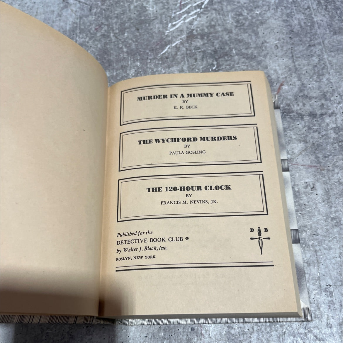 murder in a mummy case book, by K. K. Beck, 1986 Hardcover image 2