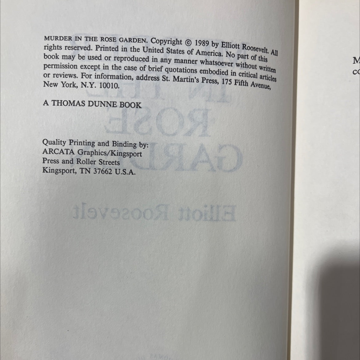 murder in the rose garden book, by Elliott Roosevelt, 1989 Hardcover image 3