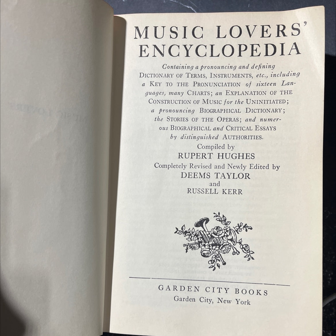 music lovers' encyclopedia book, by rupert hughes, 1954 Hardcover image 2