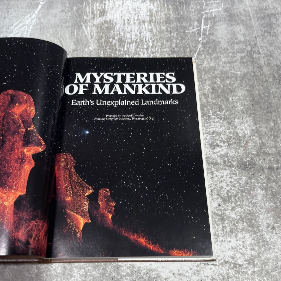 mysteries of mankind book, by Anthony F. Aveni, Brian M. Fagan, Ann Nottingham Kelsall, Tom Melham, Cynthia Russ image 2