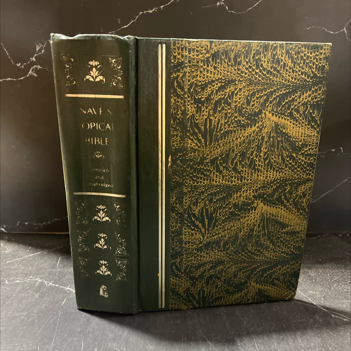nave's topical bible a digest of the holy scriptures book, by orville j. nave, 1979 Hardcover image 1