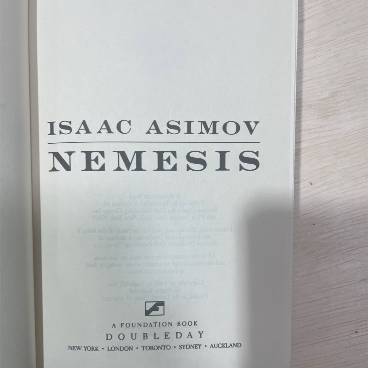 nemesis book, by isaac asimov, 1989 Hardcover image 2