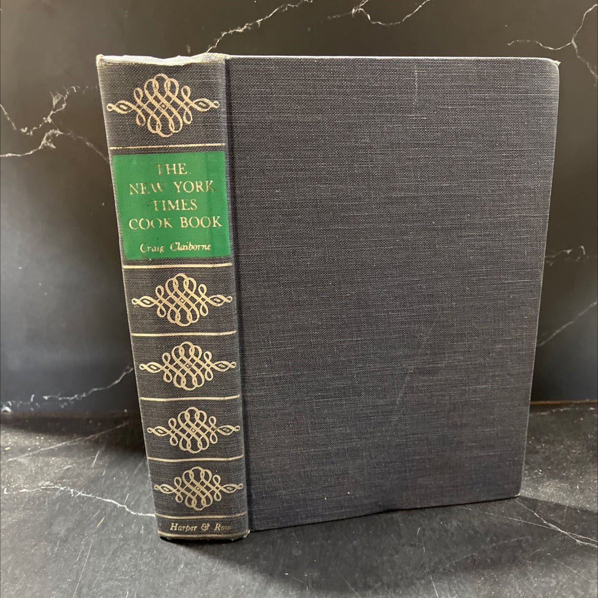 new york and evanston the new york times cook book book, by craig claiborne, 1961 Hardcover image 1