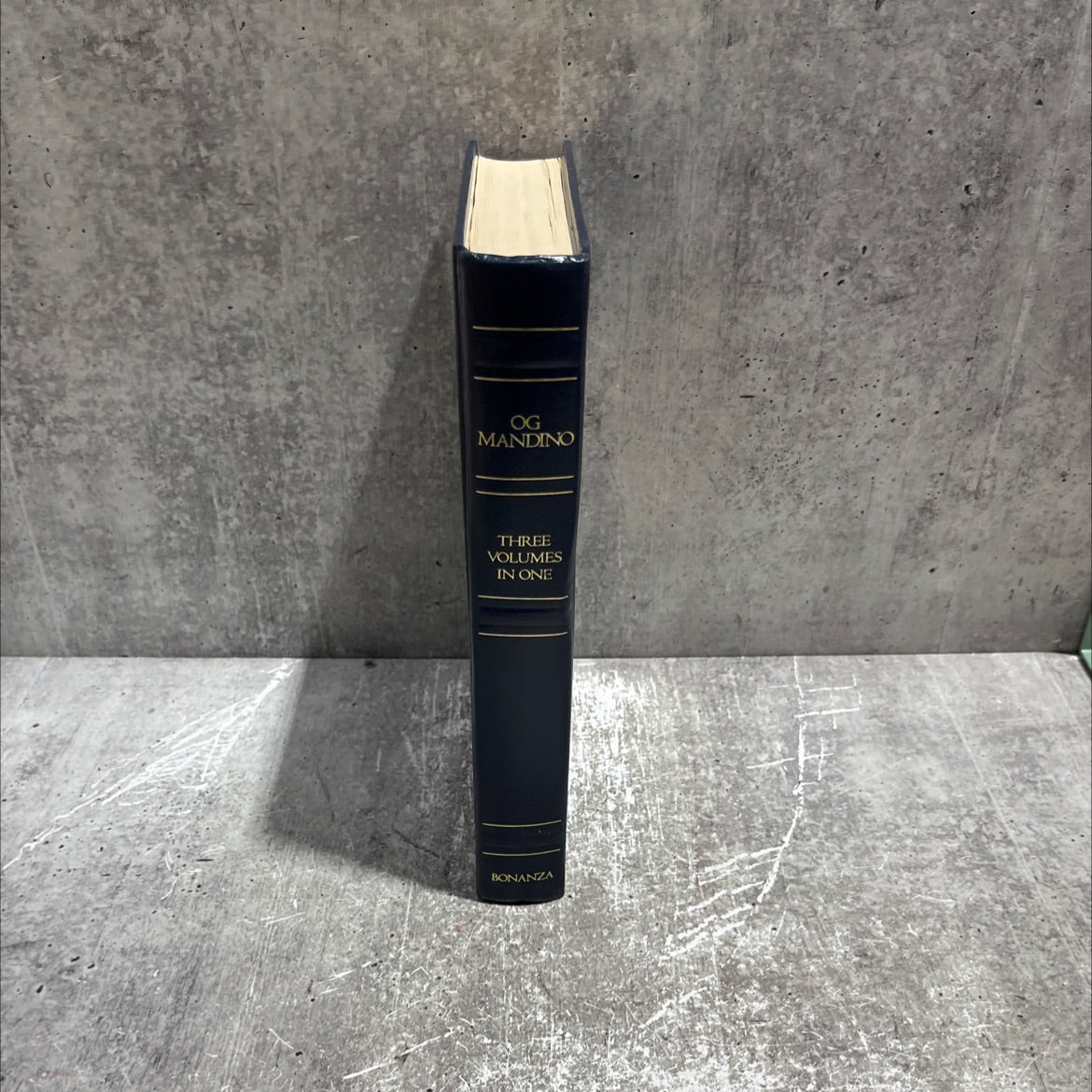 og mandino three volumes in one the greatest salesman in the world the greatest secret in the world the greatest image 4