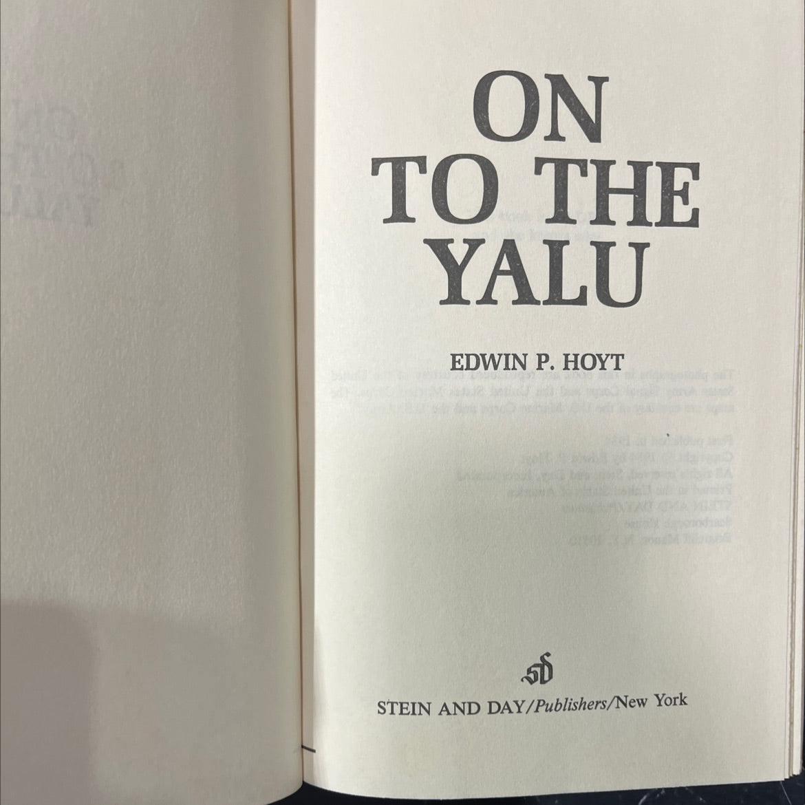 on to the yalu book, by edwin p. hoyt, 1984 Hardcover image 2
