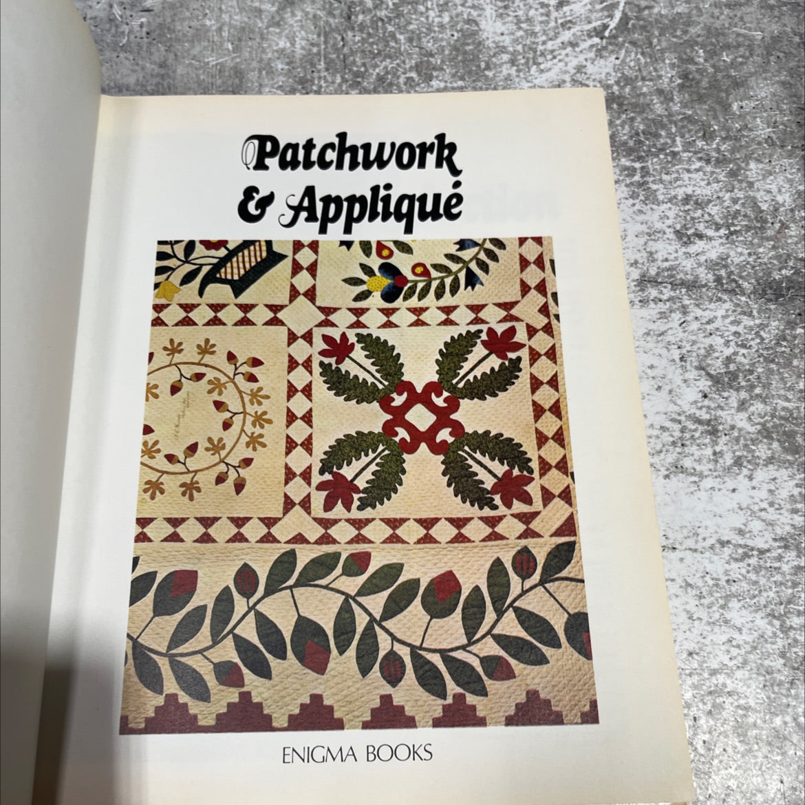 patchwork & appliqué book, by not stated, 1977 Hardcover image 2