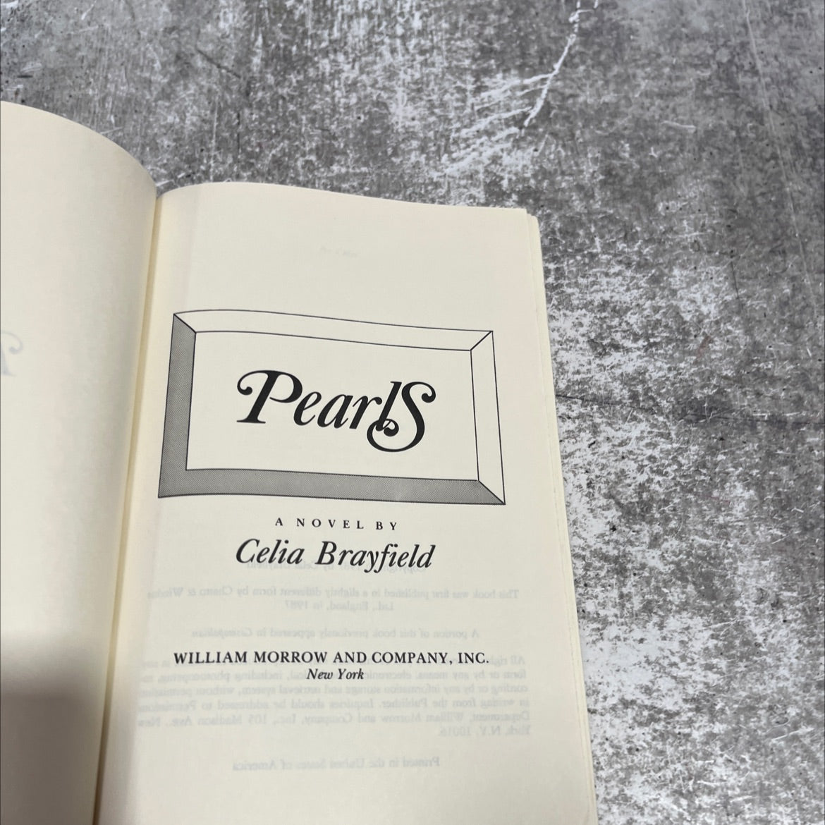 pearls book, by celia brayfield, 2010 Hardcover image 2