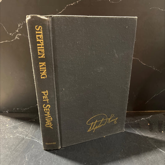 pet sematary book, by Stephen King, 1983 Hardcover image 1