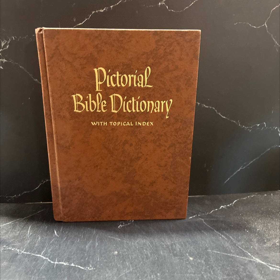 pictorial bible dictionary book, by merrill c. tenney, 1972 Hardcover image 1