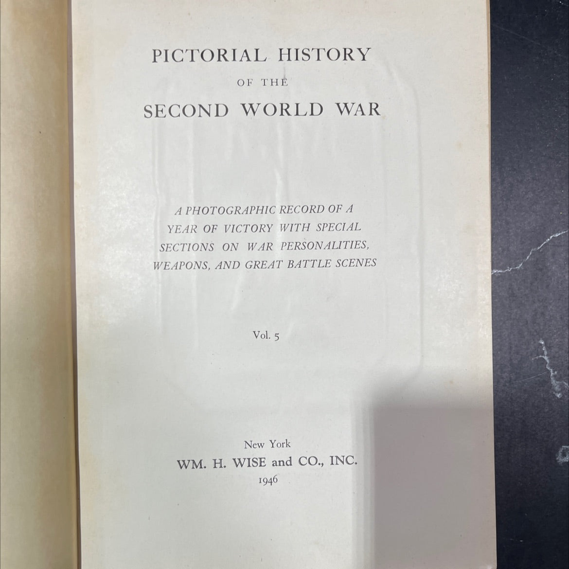 pictorial history of the second world war book, by unknown, 1946 Hardcover image 2